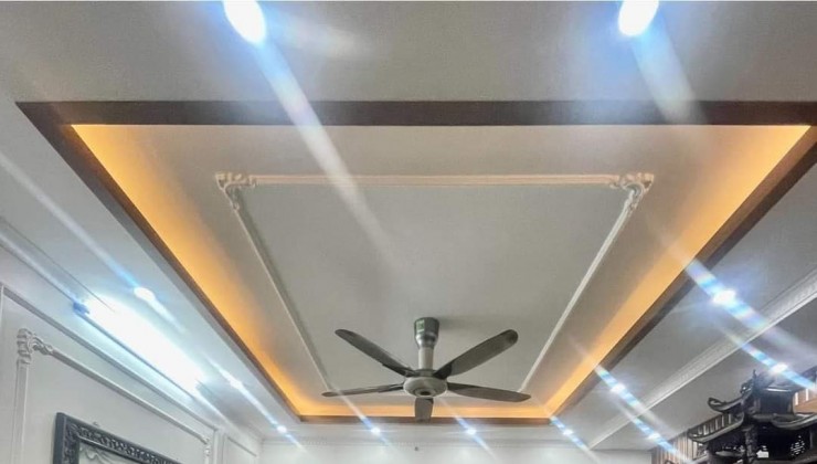 BÁN NHÀ YÊN HÒA CẦU GIẤY HOT VIP 36M2 X 5T MT4M GẦN OTO GIÁ CHỈ 5,5 TỶ